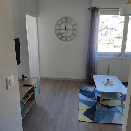 Cosy Proche Du Centre + Parking Gratuit *