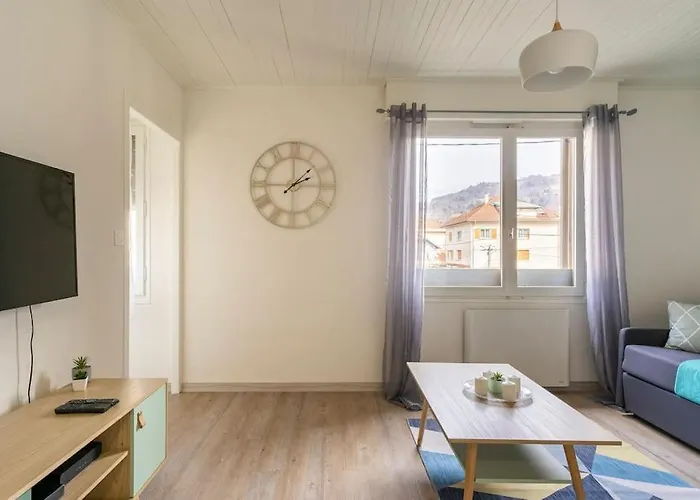 Cosy Proche Du Centre + Parking Gratuit דירה